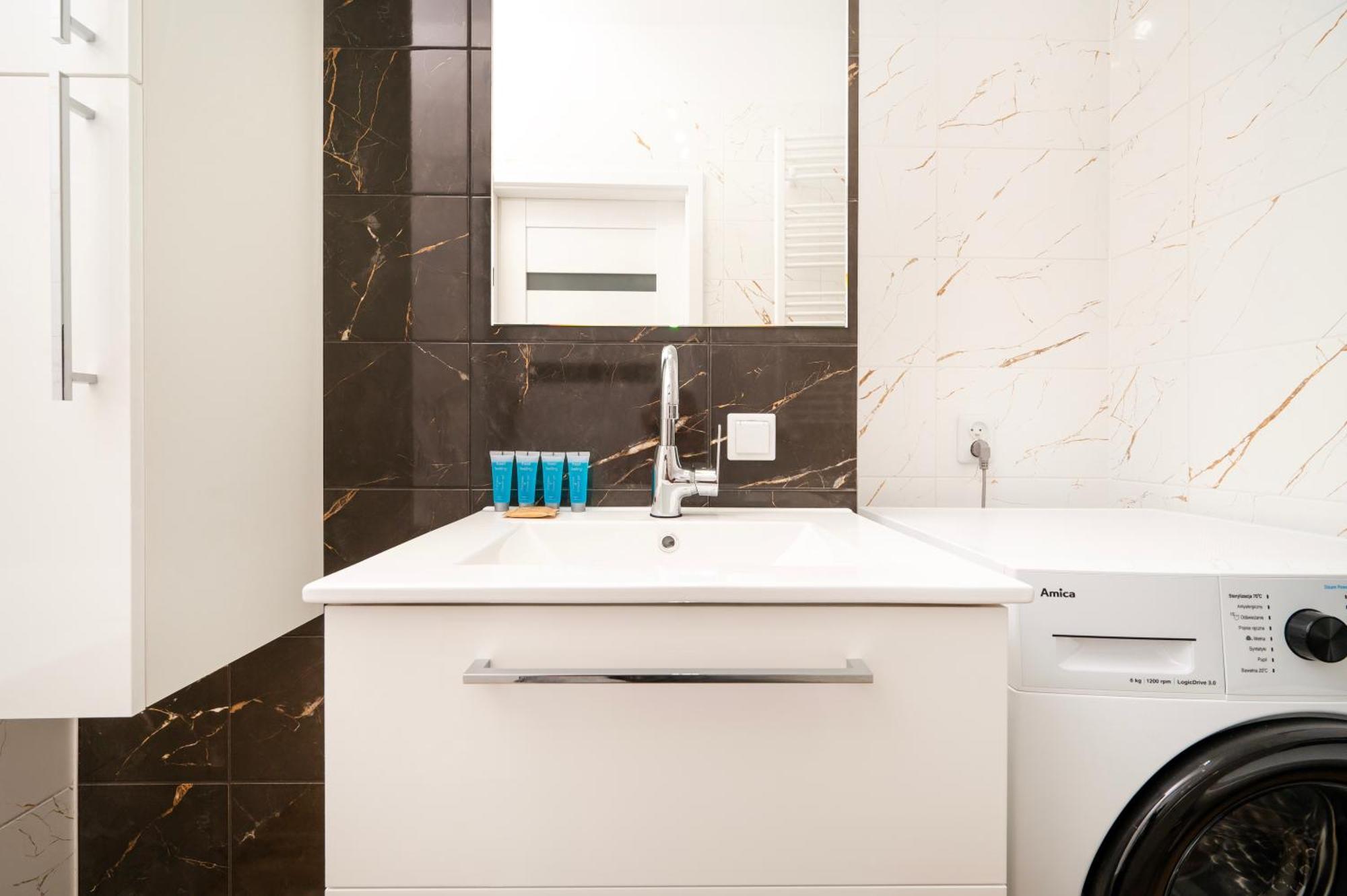 Pogonowskiego Beige Apartment Łódź Kültér fotó